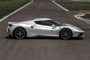 160376-car-458_MM_Speciale_side